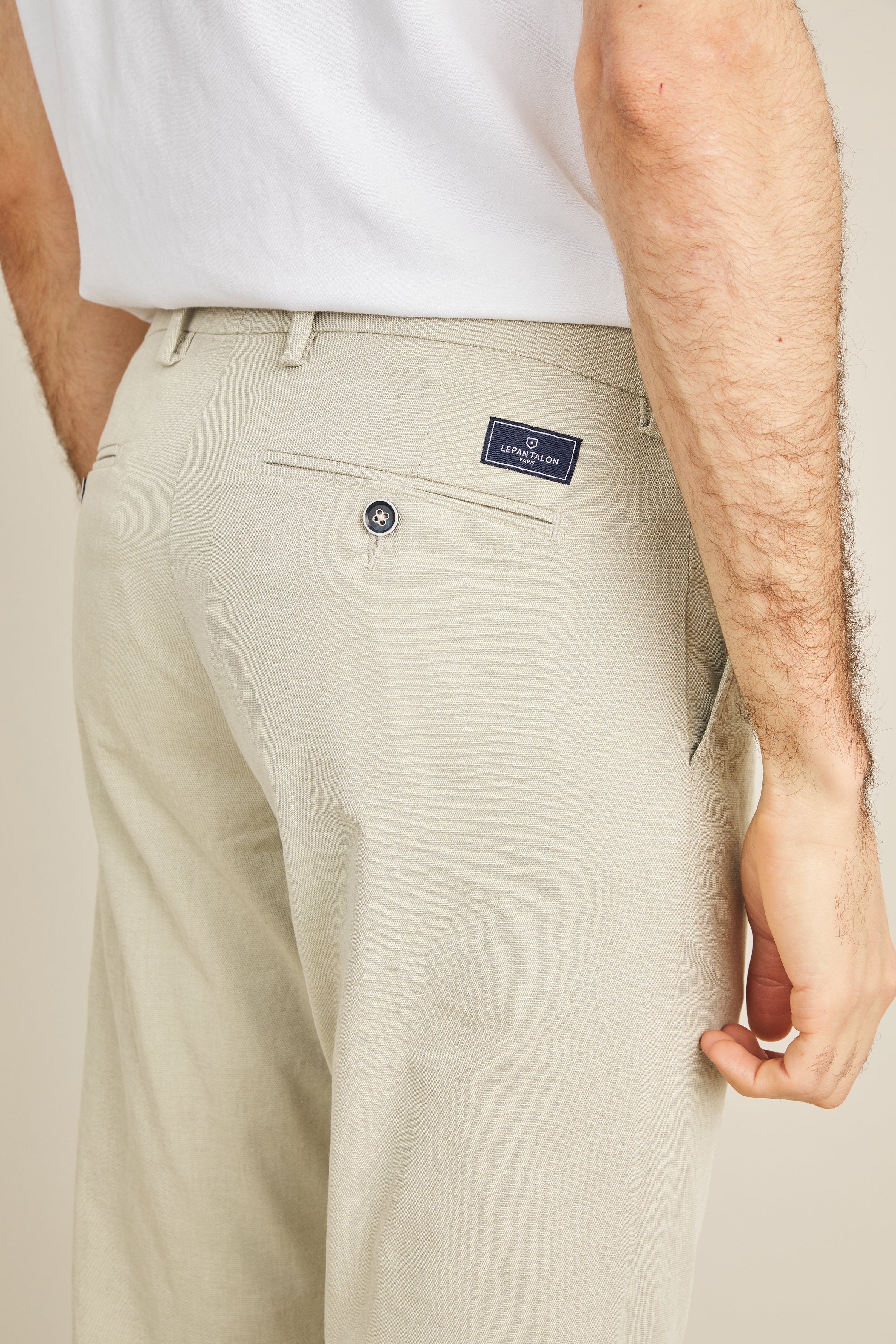 Chino aérien vert olive - Image 2
