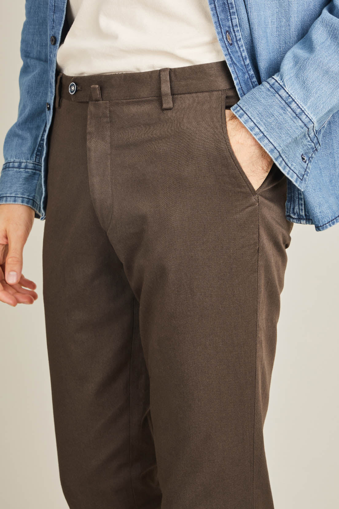 Chino noisette - Image 3