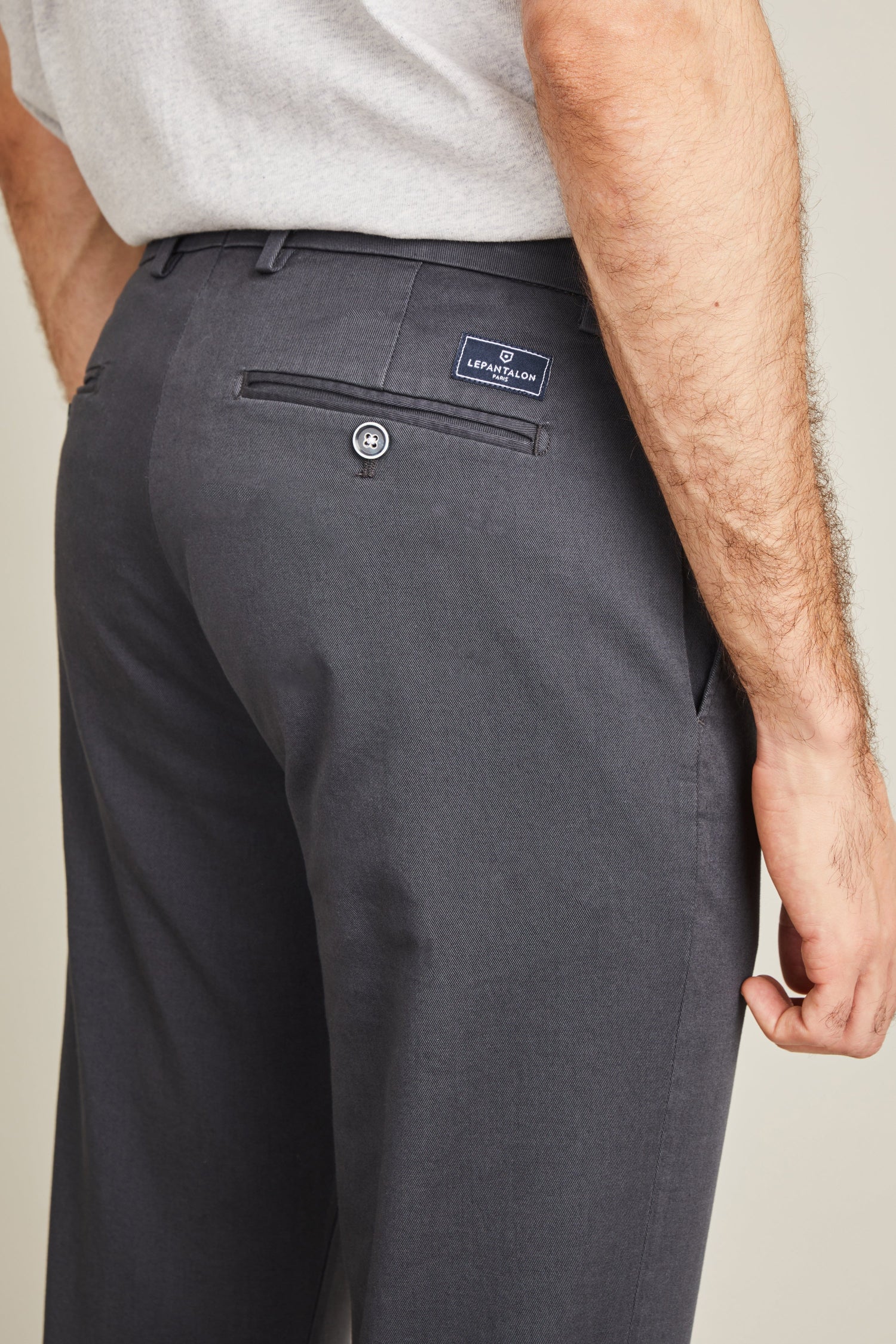 Chino gris anthracite - Image 4