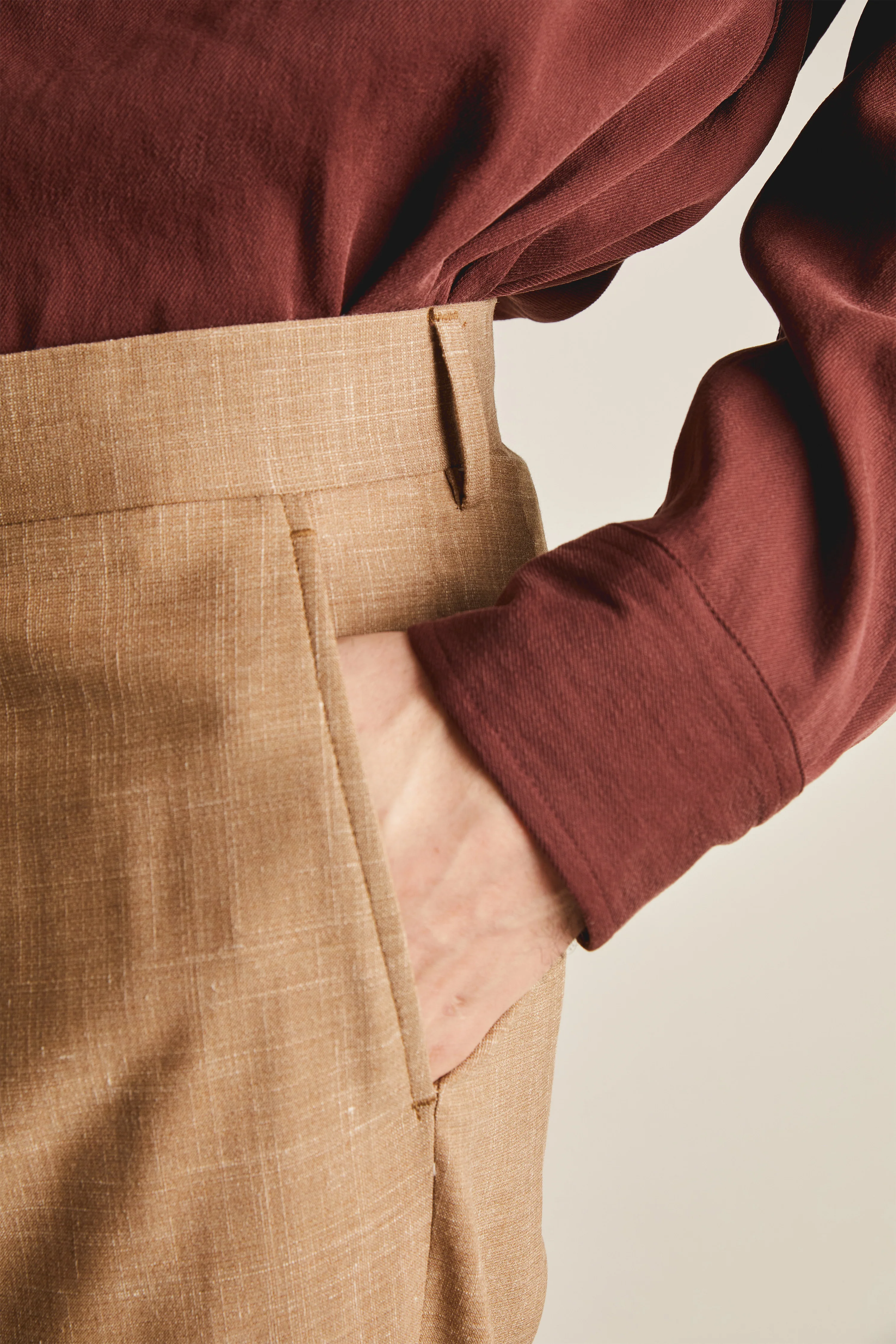 Pantalon à pinces léger brun - Image 7