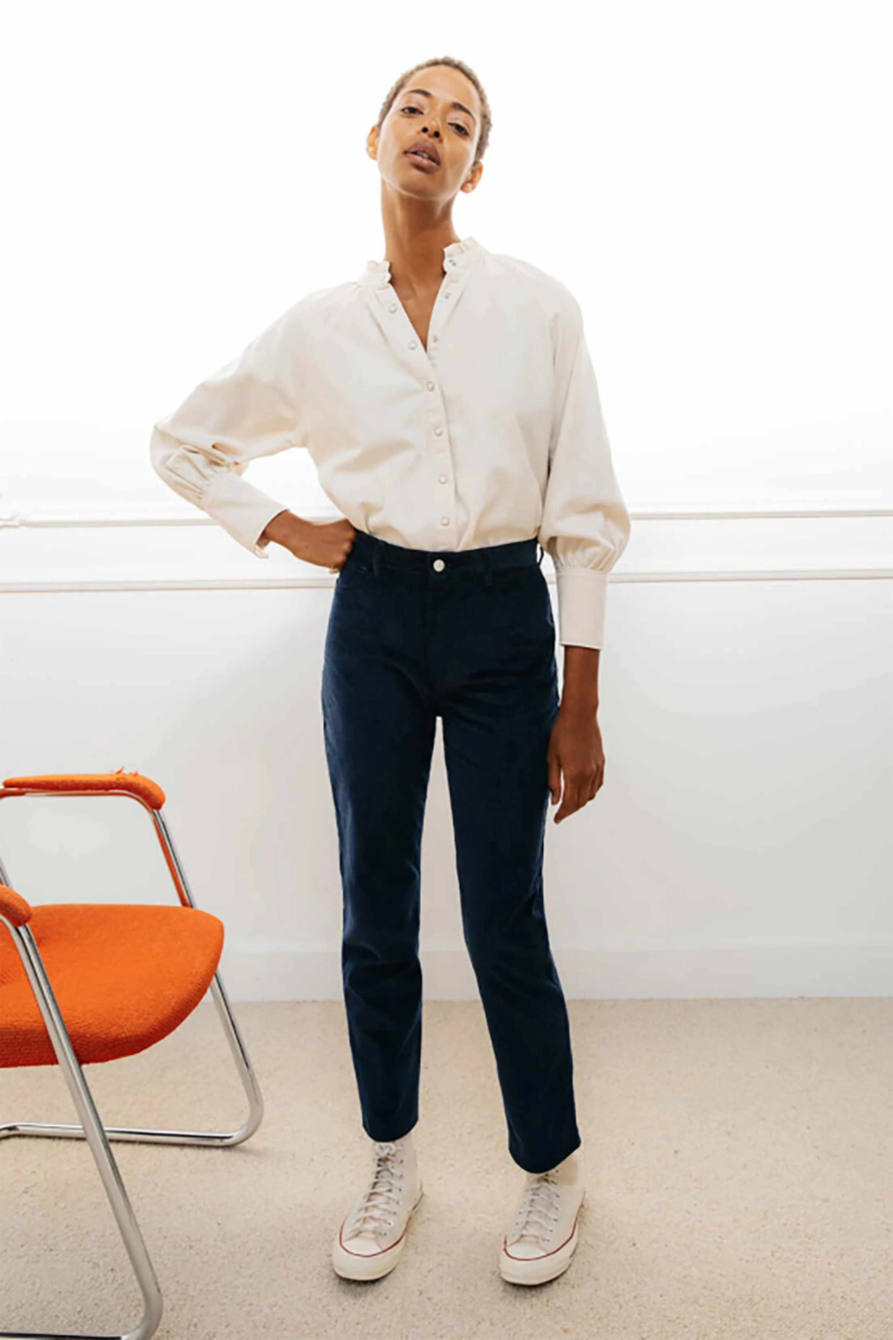 Pantalon velours droit bleu nuit - Image 5